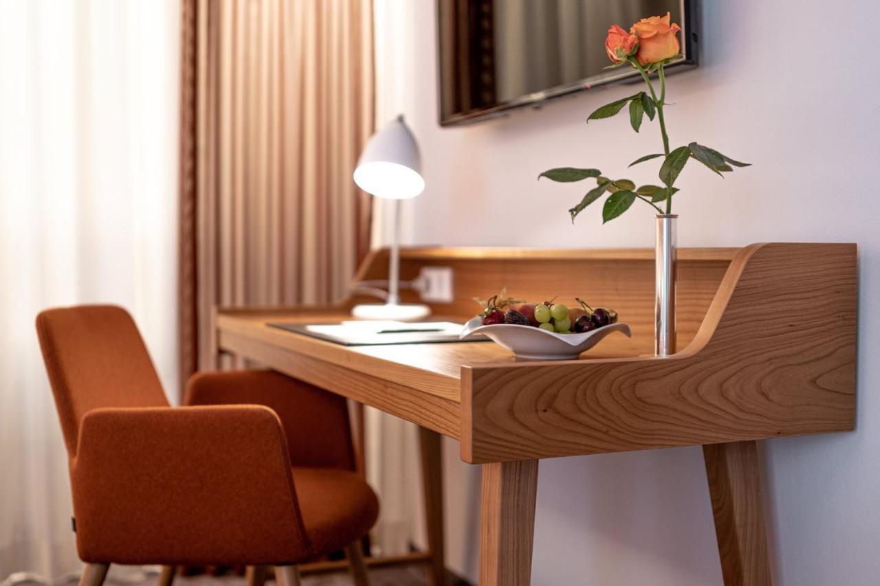 Hotel Adler Asperg Ngoại thất bức ảnh
