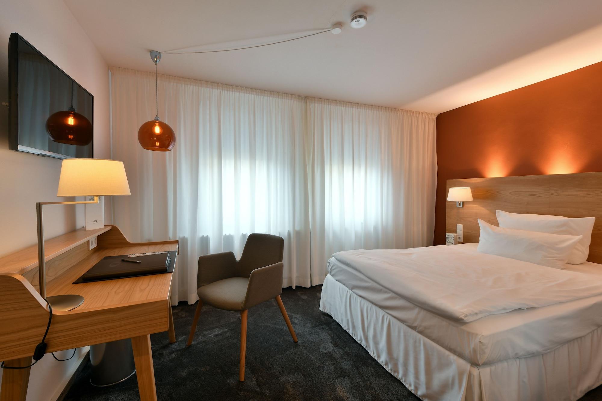 Hotel Adler Asperg Ngoại thất bức ảnh