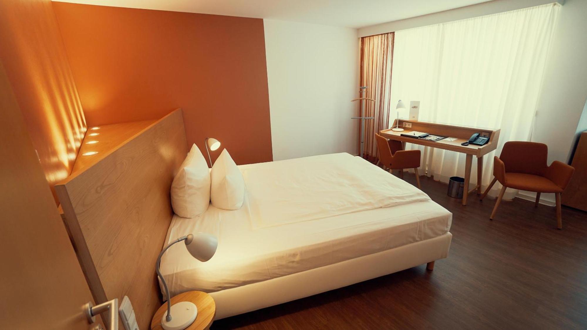 Hotel Adler Asperg Ngoại thất bức ảnh
