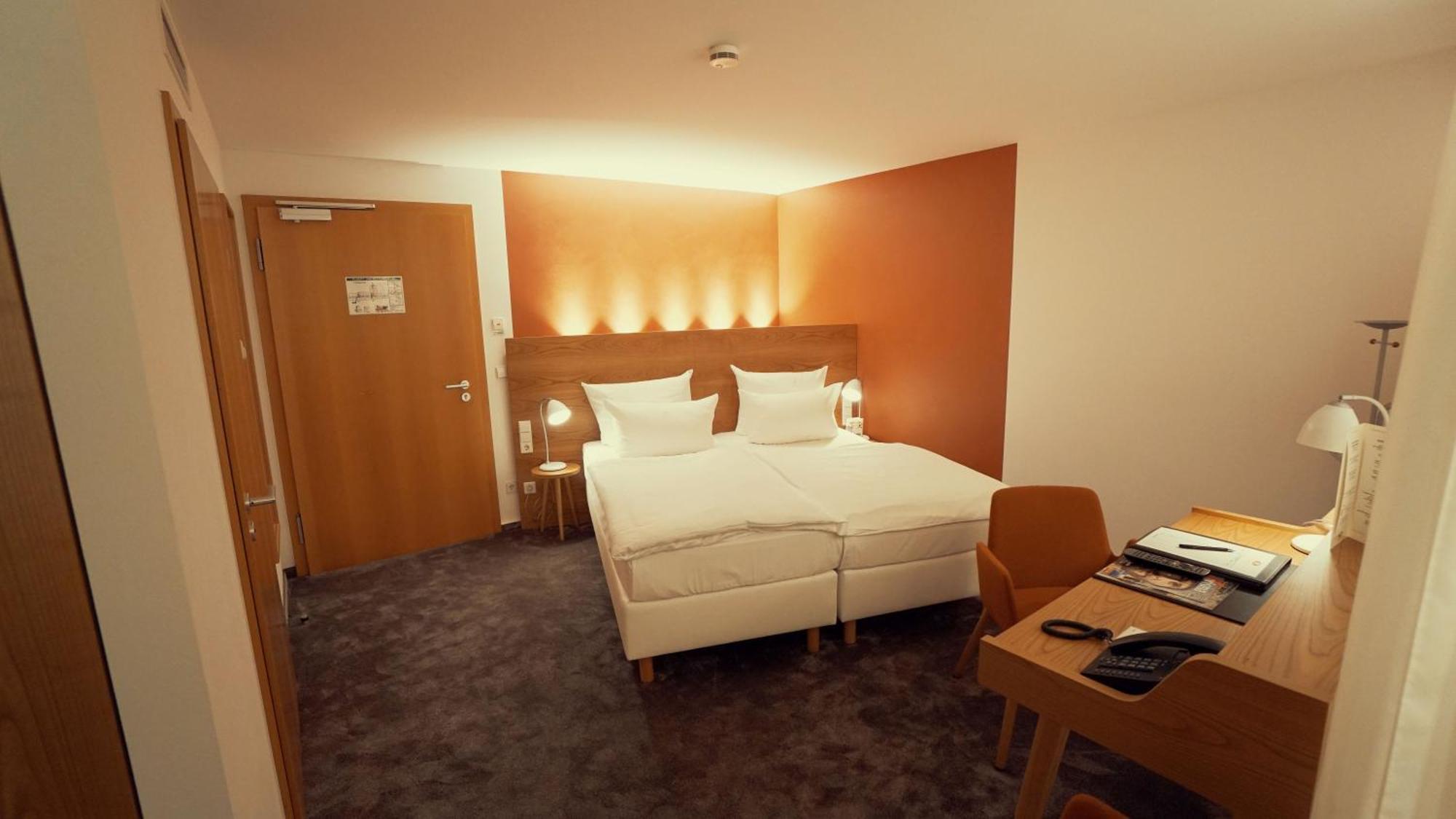 Hotel Adler Asperg Ngoại thất bức ảnh